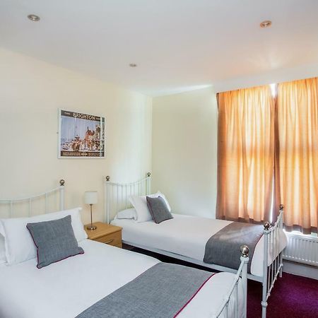Alvia Hotel Brighton Bagian luar foto