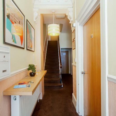 Alvia Hotel Brighton Bagian luar foto