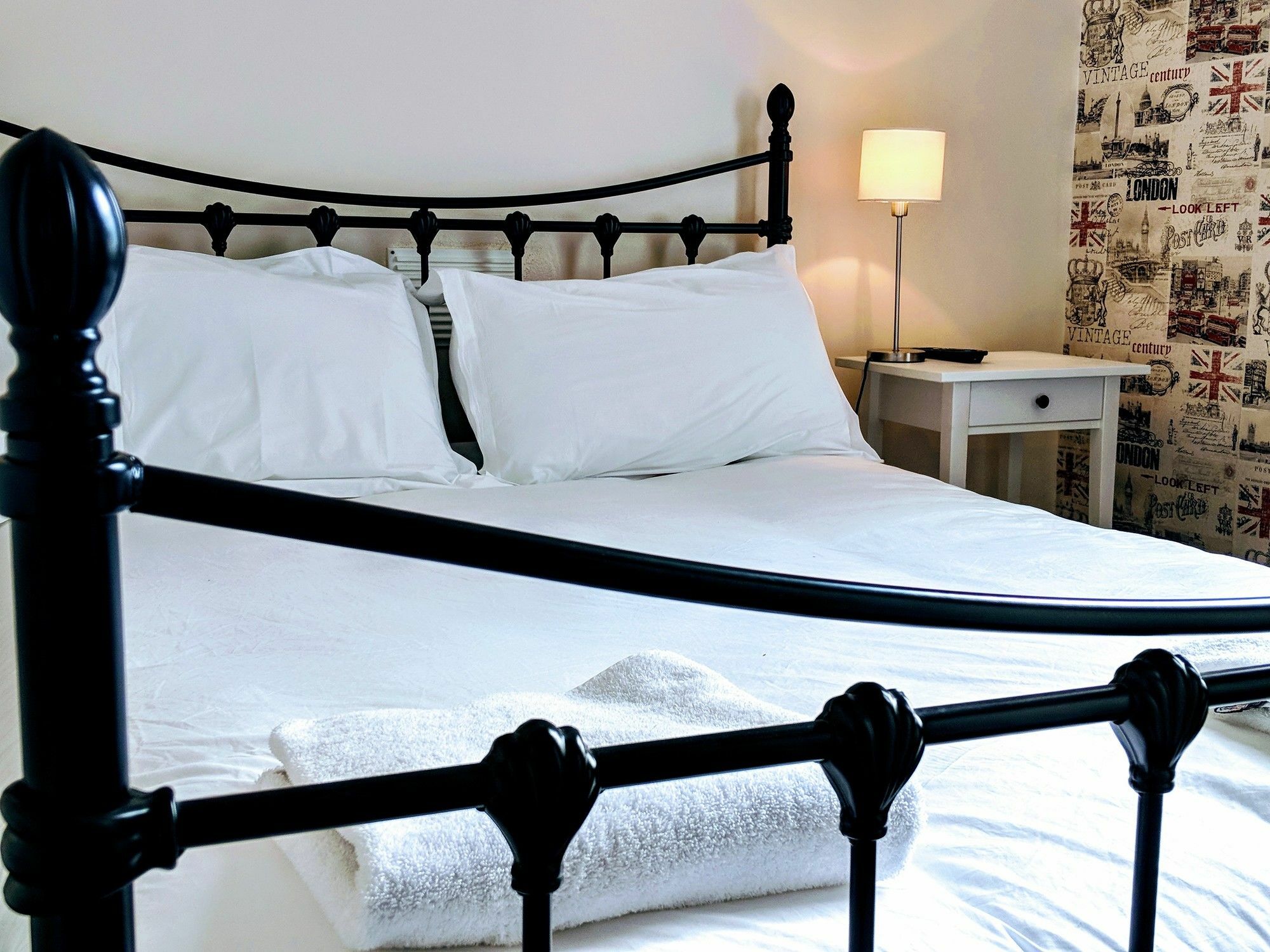 Alvia Hotel Brighton Bagian luar foto