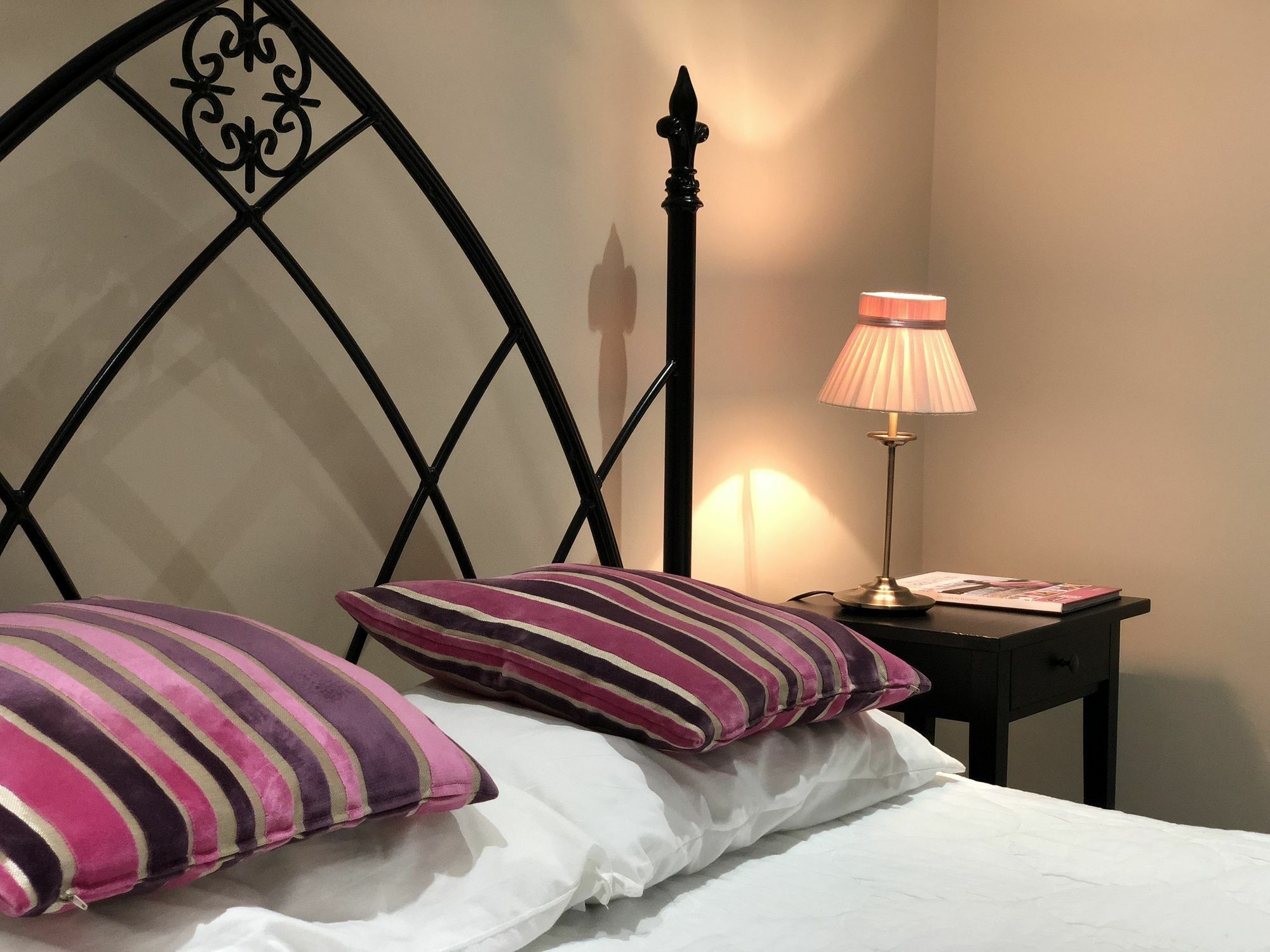 Alvia Hotel Brighton Bagian luar foto